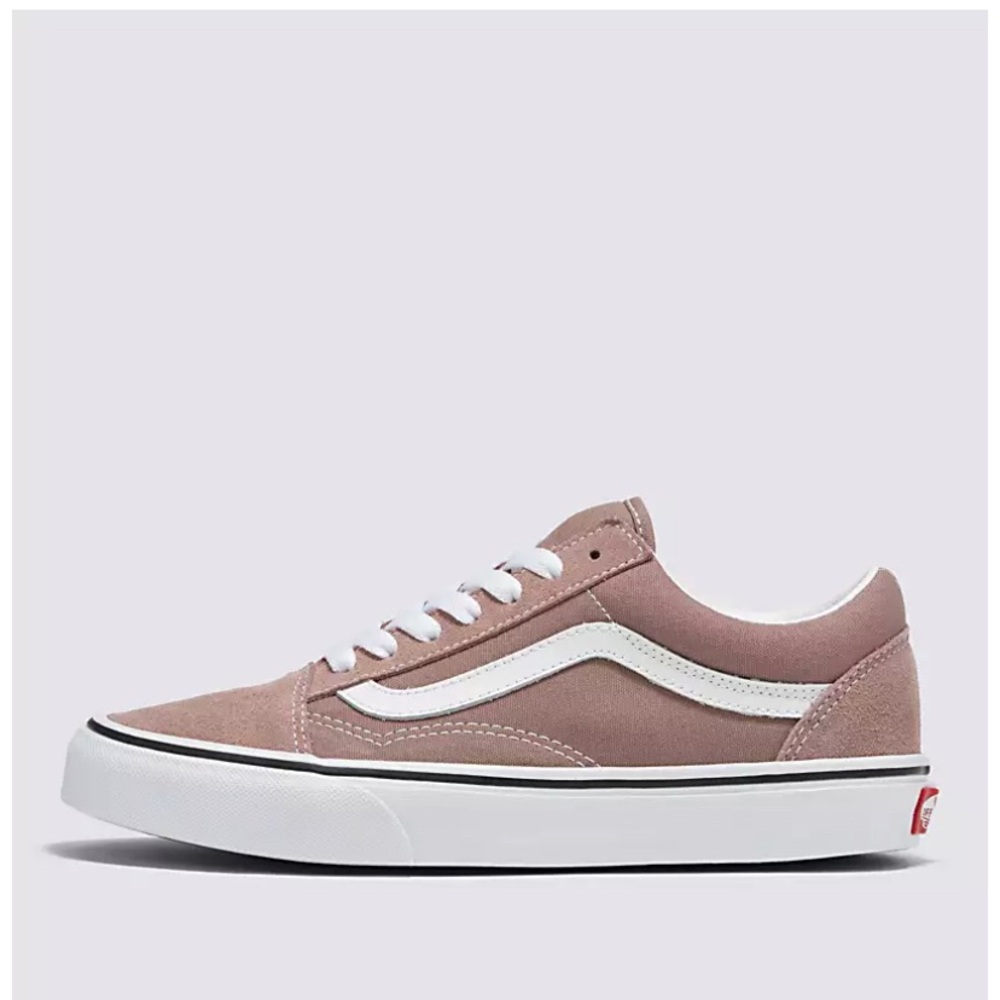 Old Skool Vans *new never worn* size women’s 6